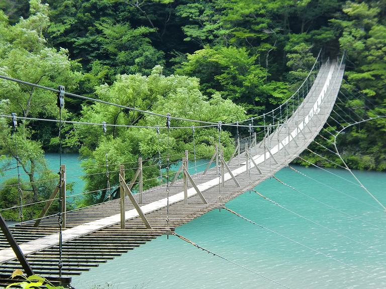 つり橋巡り 大井川でやるべき100のこと